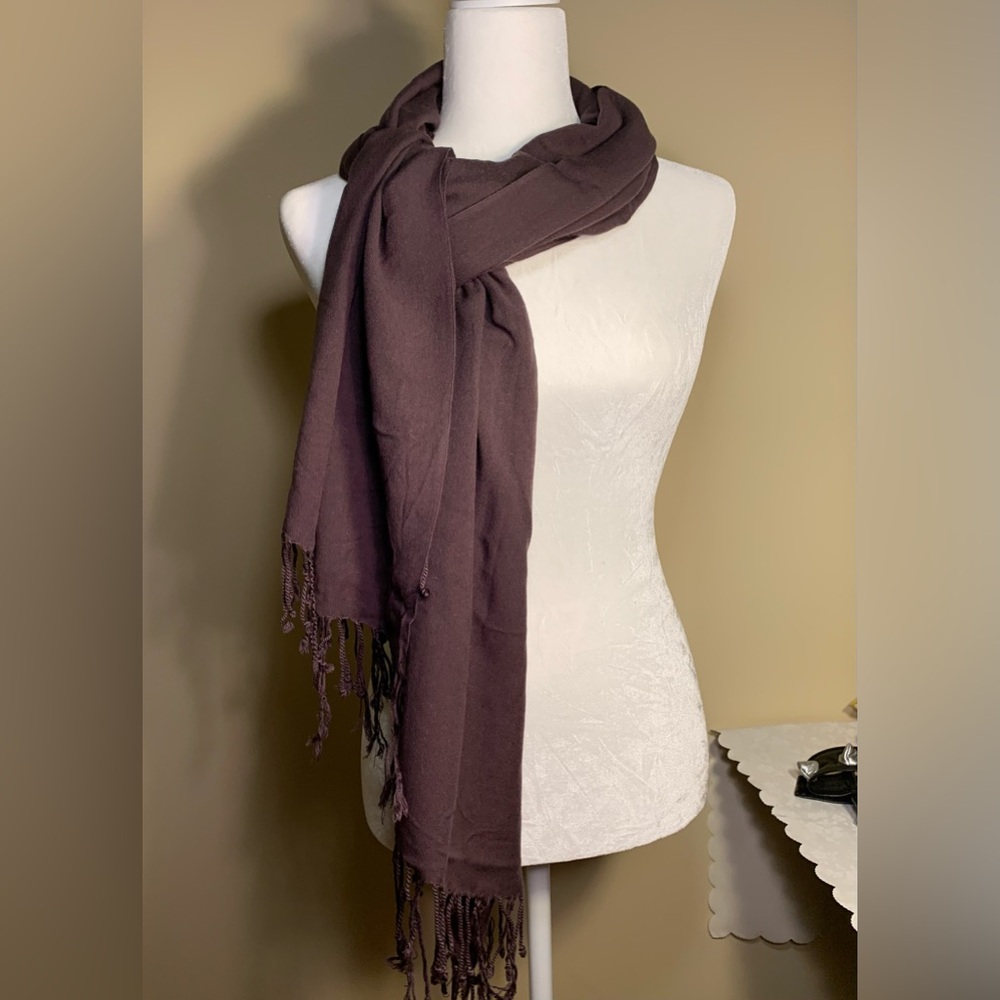 EUC/NWOT Fashion Scarf: Fringed, Purplish Brown, Wide, Rayon